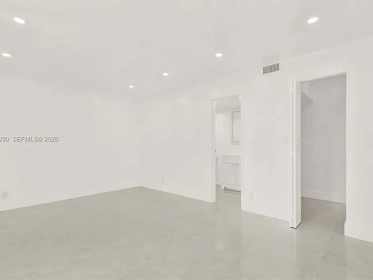8320 Sands Point Blvd #M107 — Photo 21