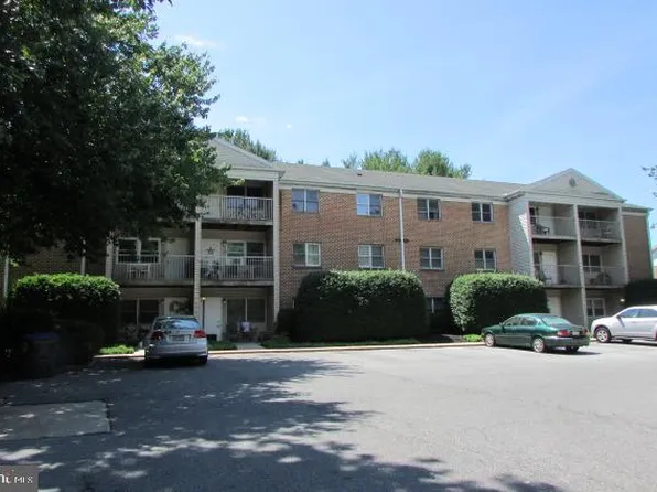 2101 Cedar Run Dr APT 206, Camp Hill, PA 17011