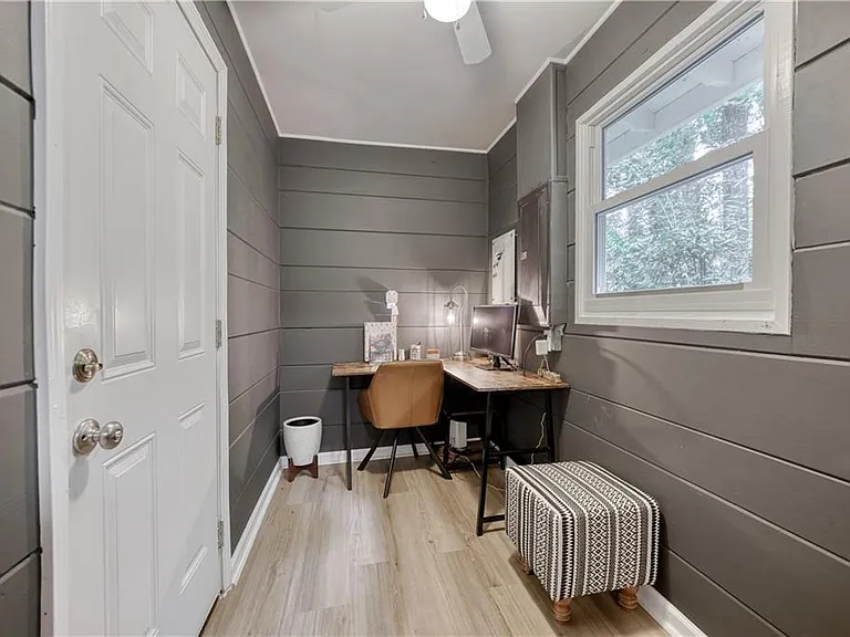 3516 Dale Ln SW — Photo 11