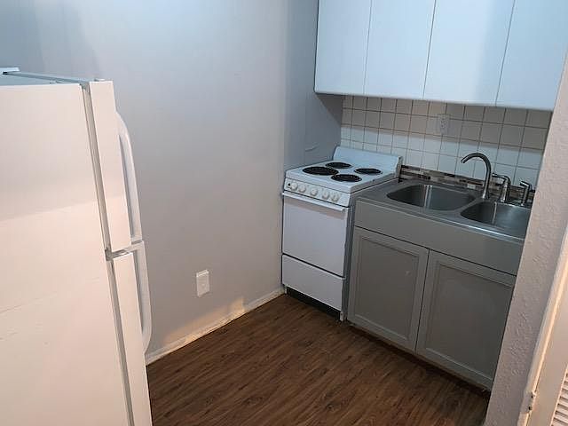 2nd image of 7132 Idaho Ave