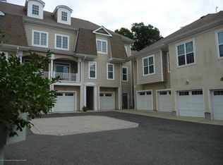 808 Abby Rd, Middletown, NJ 07748