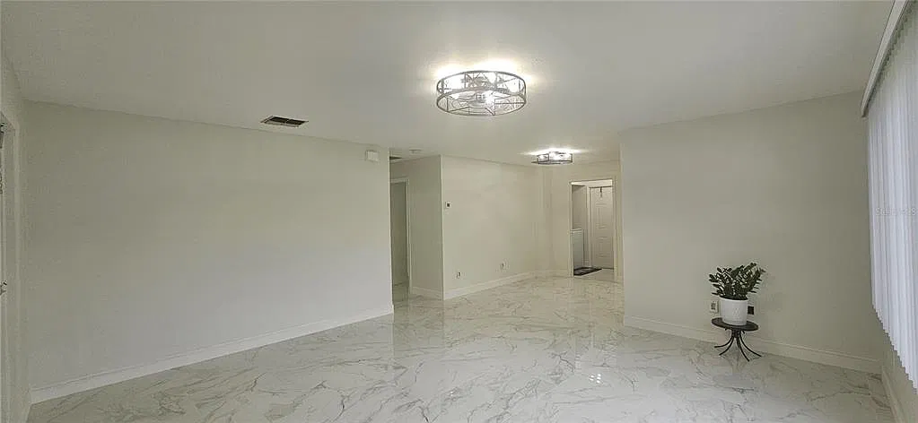 2 bed, 1.0 bath, 1008 sqft, $1,450 — Photo 3