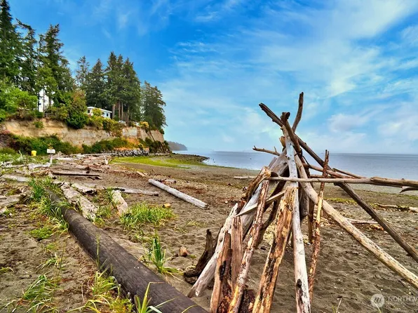 37971 Brant Road NE, Hansville, WA 98340