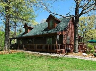 1389 Woodland Ct, Houlton, WI 54082