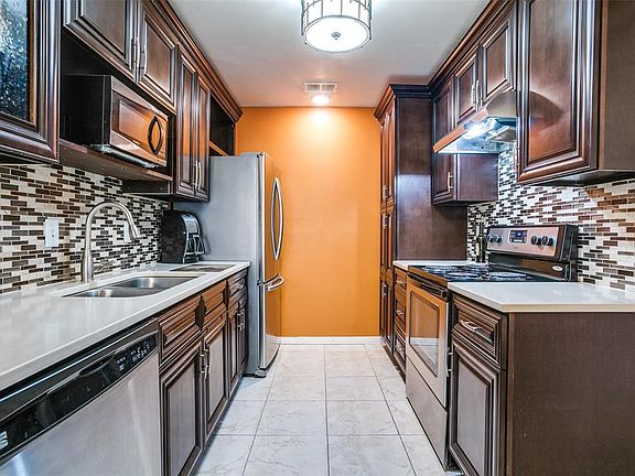 5th image of 2920 Pegasus Dr