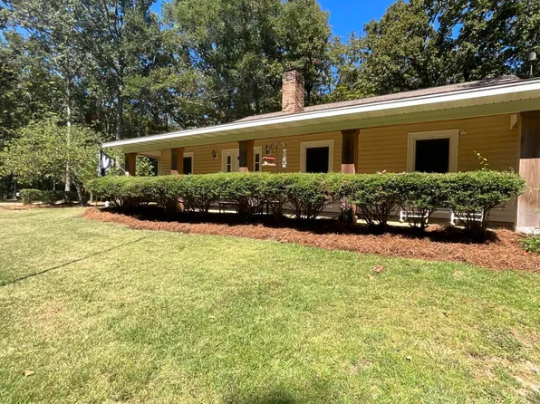 490 Saint Augustine Dr, Madison, MS 39110