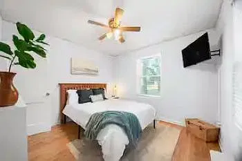 2 bed, 900 sqft, $1,850 — Photo 3