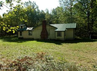 11340 N Benson Rd, Manistee, MI 49660