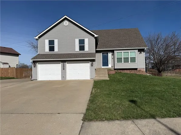 10319 N Virginia Ave, Kansas City, MO 64155