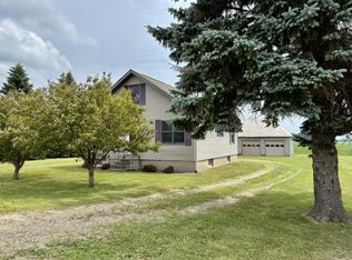 47 S Parisville Rd, Harbor Beach, MI 48441