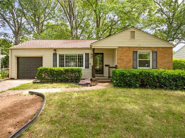 5729 Lamar Ave, Mission, KS 66202