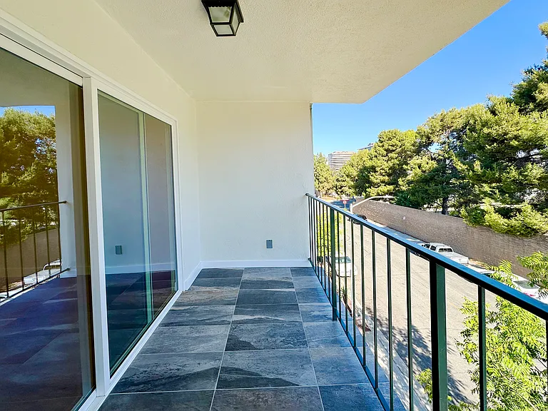 500 Jackson Pl #306 — Photo 7