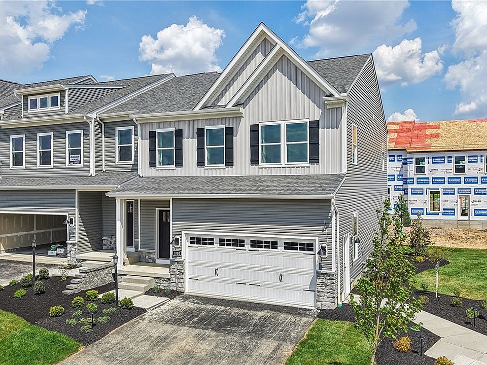 1st image of 159 Sweetwater Dr