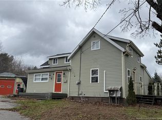 56 Elm St, Saint Stephen, NB E3L 2S8