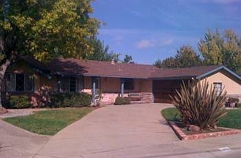 2nd image of 272 Los Felicas Ave