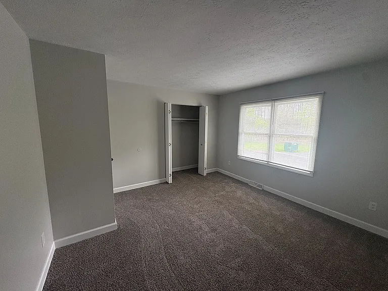 Brookside Commons — Photo 16