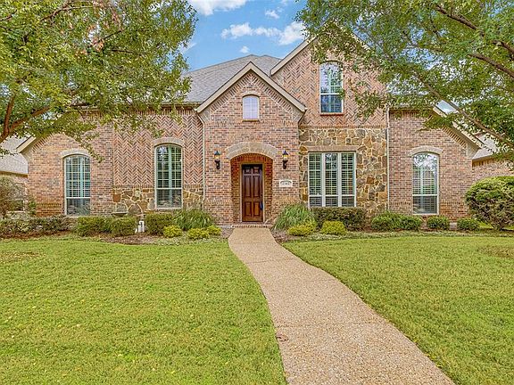 2nd image of 2342 Boxwood Dr