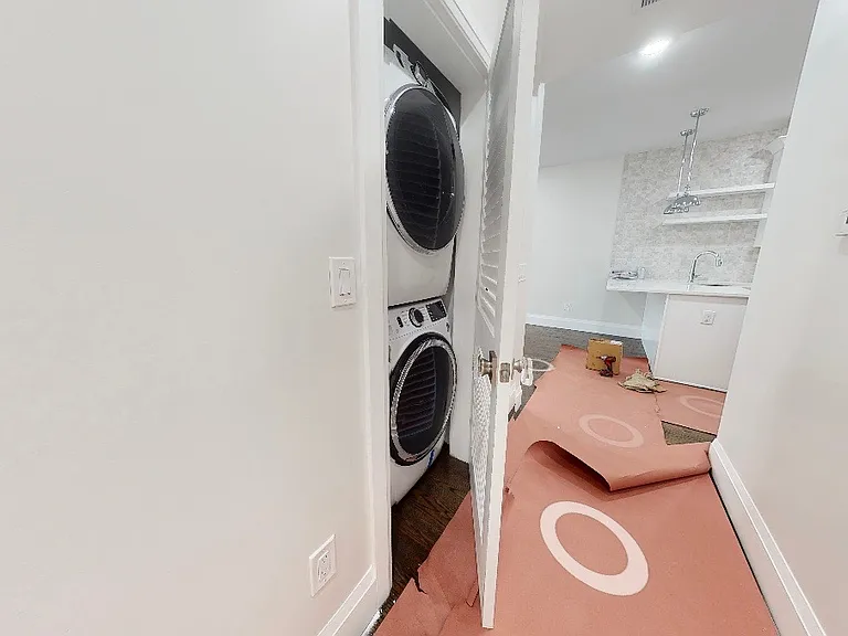 7 Strathmore Rd #2 — Photo 6