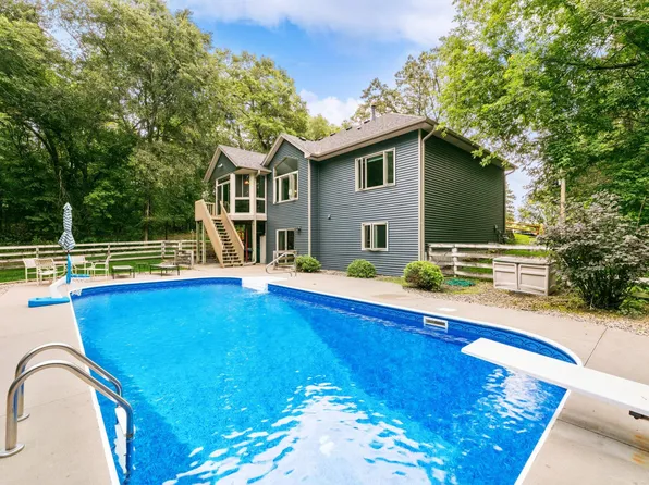 26280 Woodlands Pkwy, Zimmerman, MN 55398