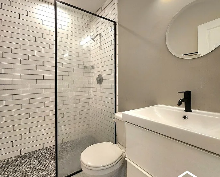 837 N Wolcott Ave #4 — Photo 12
