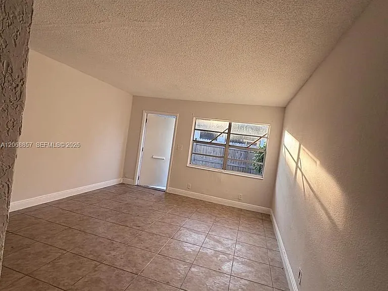 4145 SW 19th St #1 — Photo 17