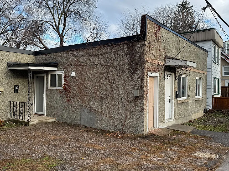 17 Loyer St