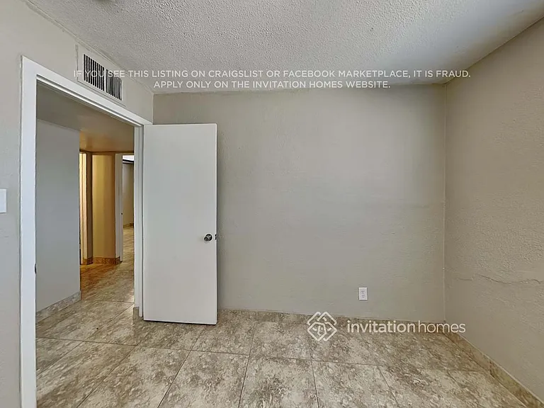 2211 W Palo Verde Dr — Photo 15