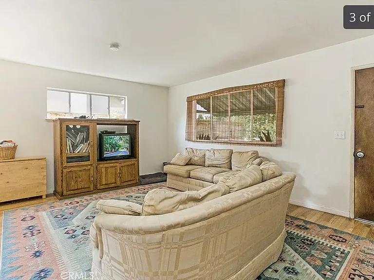 2234 Avalon St — Photo 3