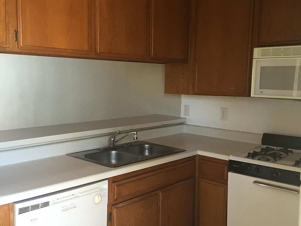 1st image of 337 Redondo Ave APT 303