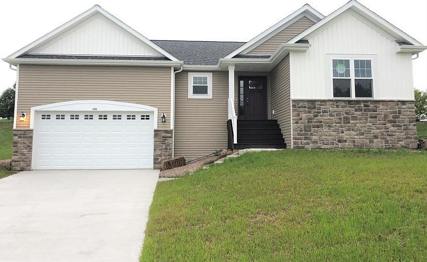 1st image of 228 Chapel Hill Dr