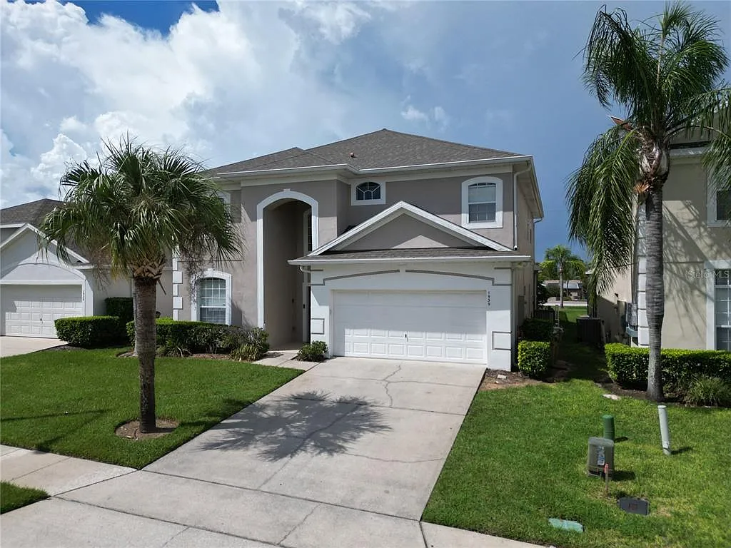 7 bed, 4.5 bath, 3224 sqft, $3,900 — Photo 1