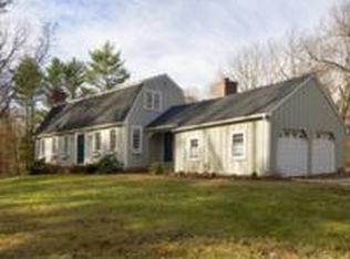 18 Cedar St, Boxford, MA 01921