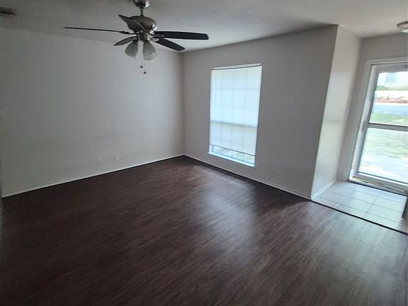 3rd image of 1719 W Parnell St