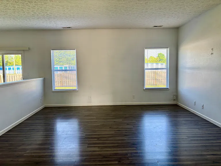 3046 Goddard Ct — Photo 9