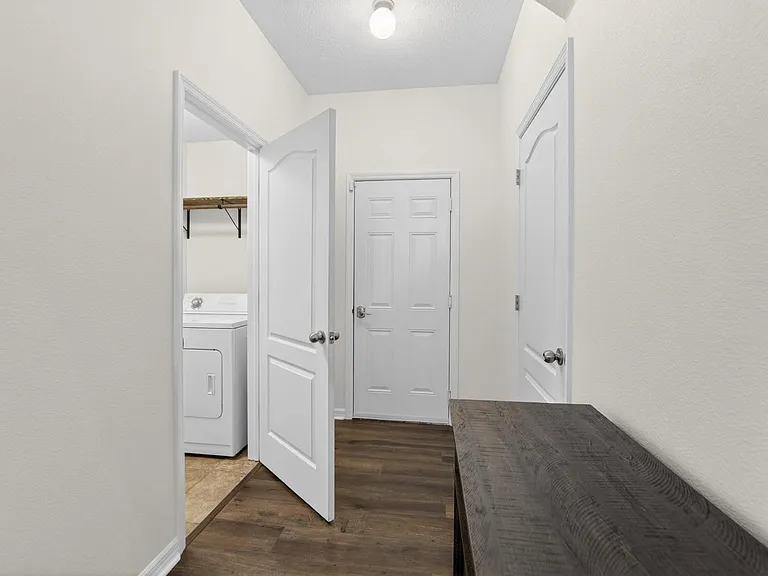714 Ashentree Dr — Photo 15