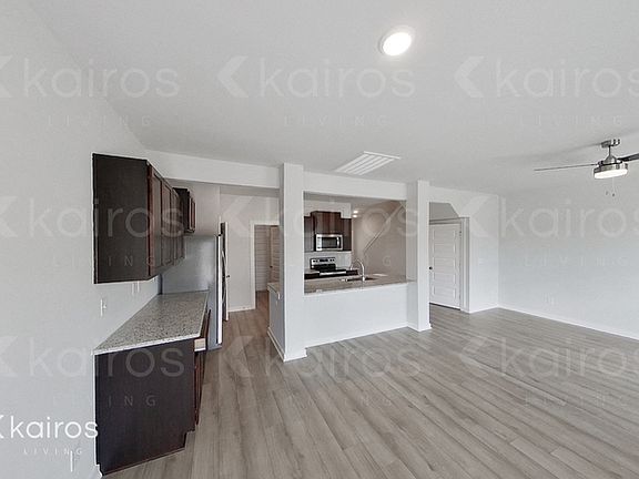 4th image of 6028 Taramore Ln