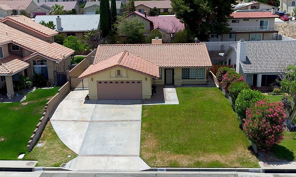 1st image of 13230 Yellowstone Ave