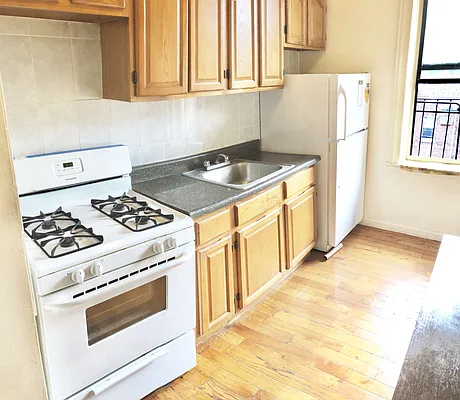 Rented by Uptown Flats LLC | media 14