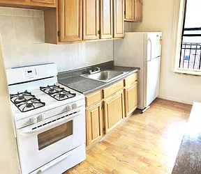 Rented by Uptown Flats LLC