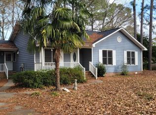 1372 Huckleberry Ln, Winterville, NC 28590