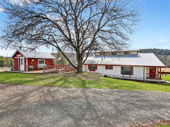 131 Country Ln, Newport, WA 99156