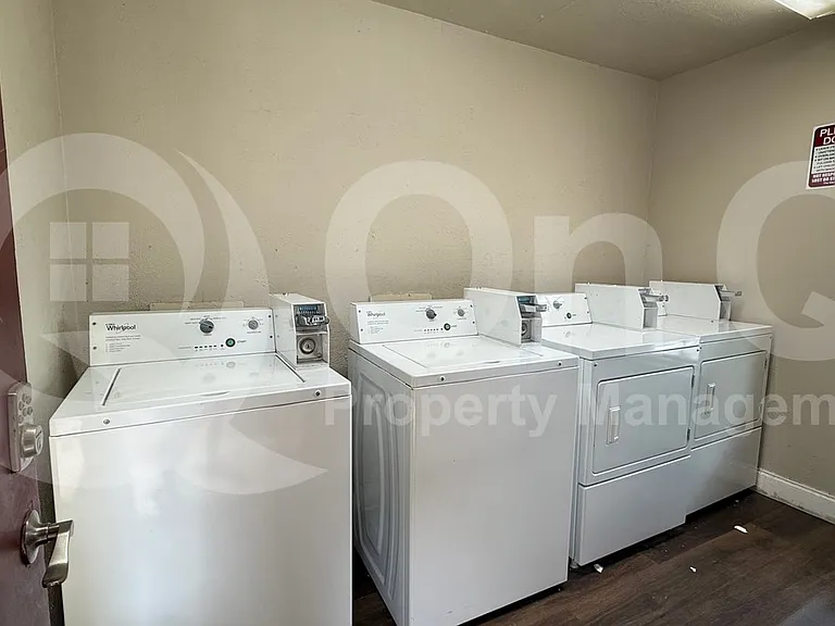 410 Bryan St #10 — Photo 16