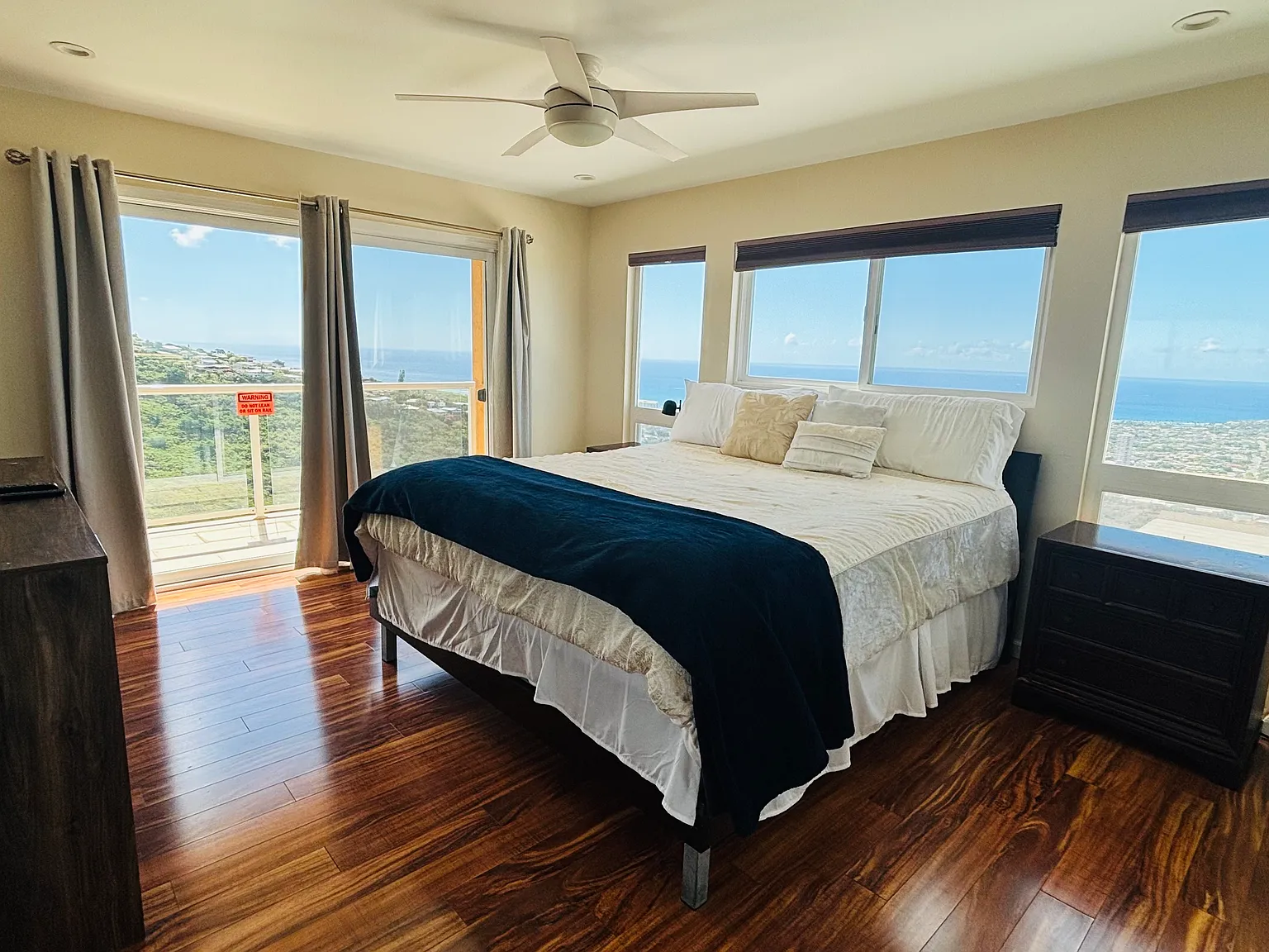Paula Dr, Honolulu — Photo 3