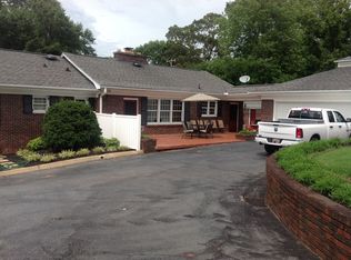 213 W Baker St, Pickens, SC 29671