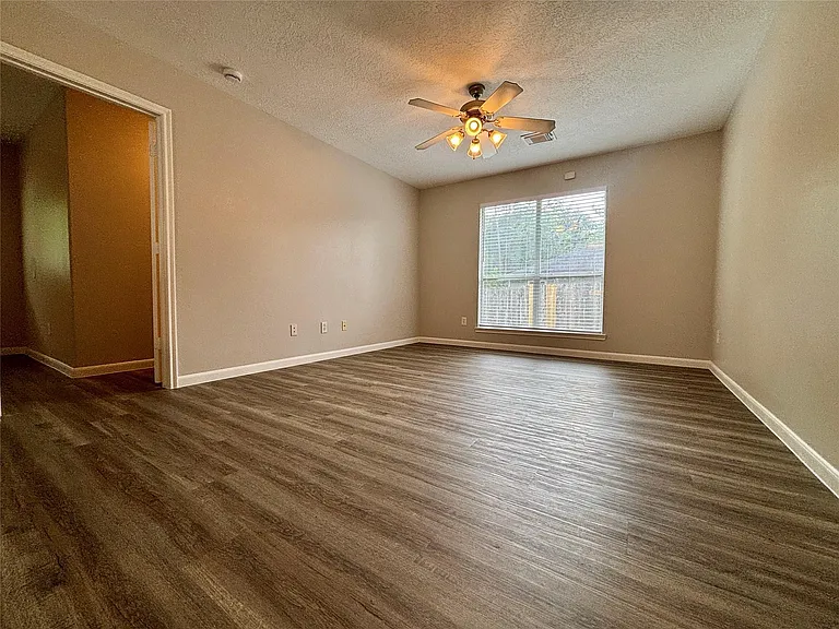 8816 E Buffalo Cir — Photo 9