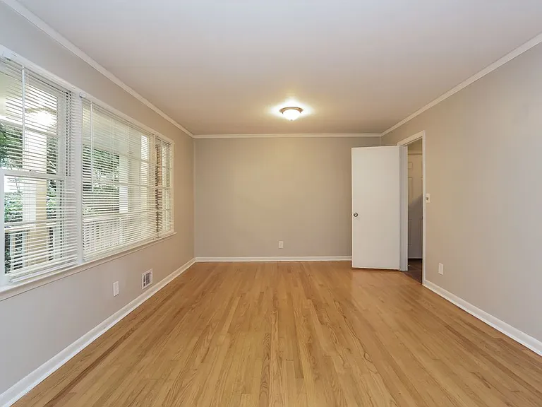 4605 Greenspring Rd — Photo 2