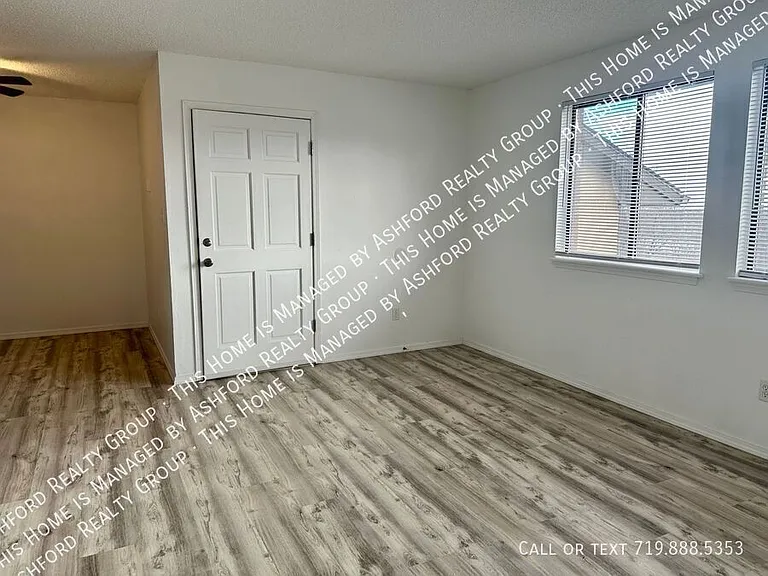 1120 Yuma St #D — Photo 7