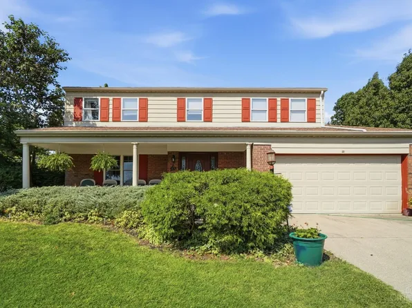 7941 Hunters Ridge Dr, West Chester, OH 45069