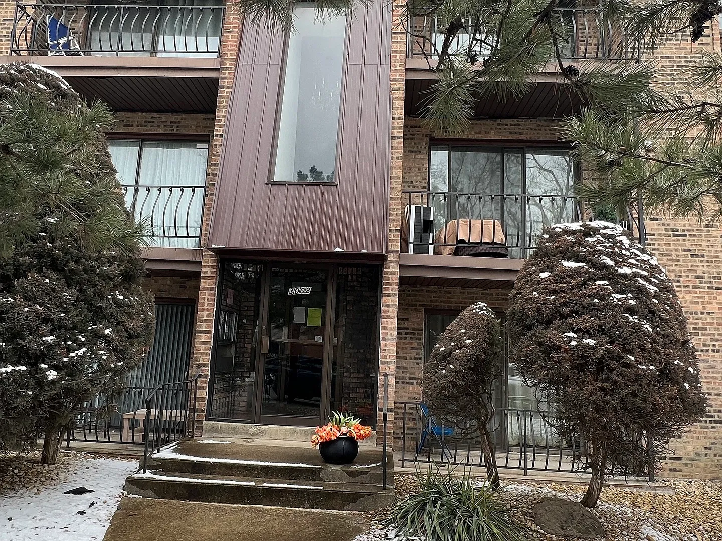 3002 Bernice Rd APT 201 photo 1