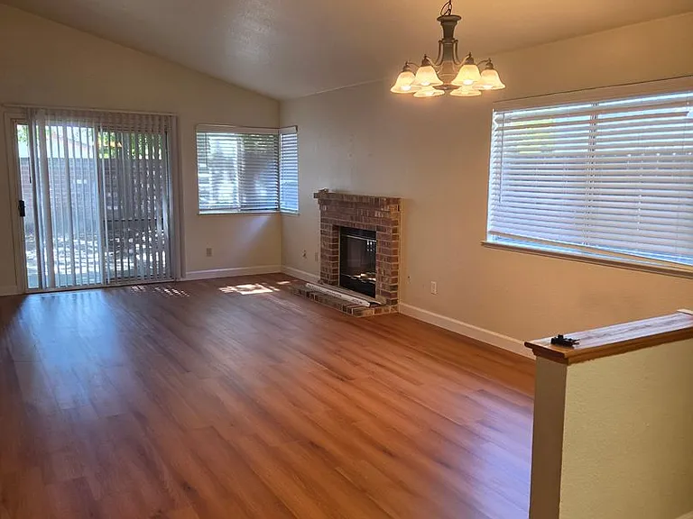 8868 Gemwood Way — Photo 7